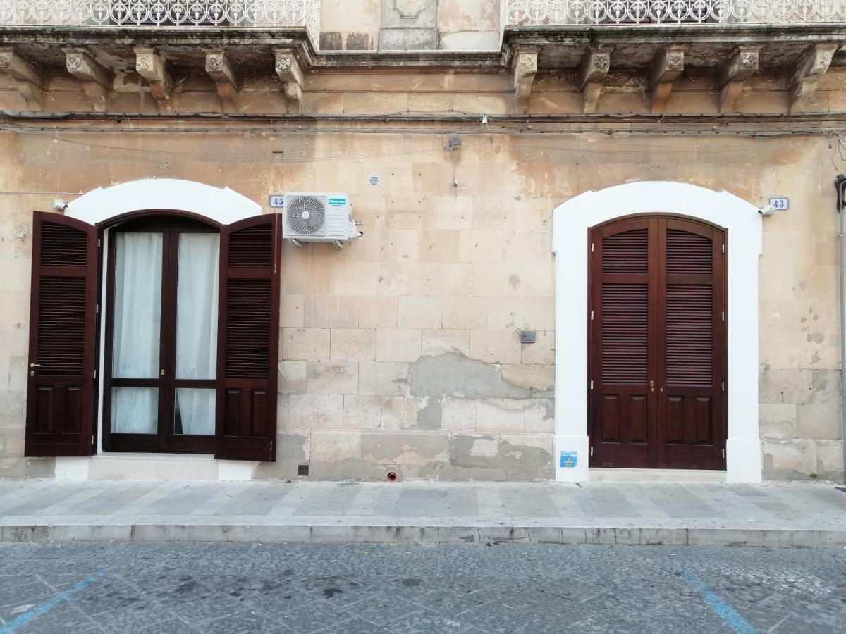 Garibaldi Maison De Charme Avola Bagian luar foto